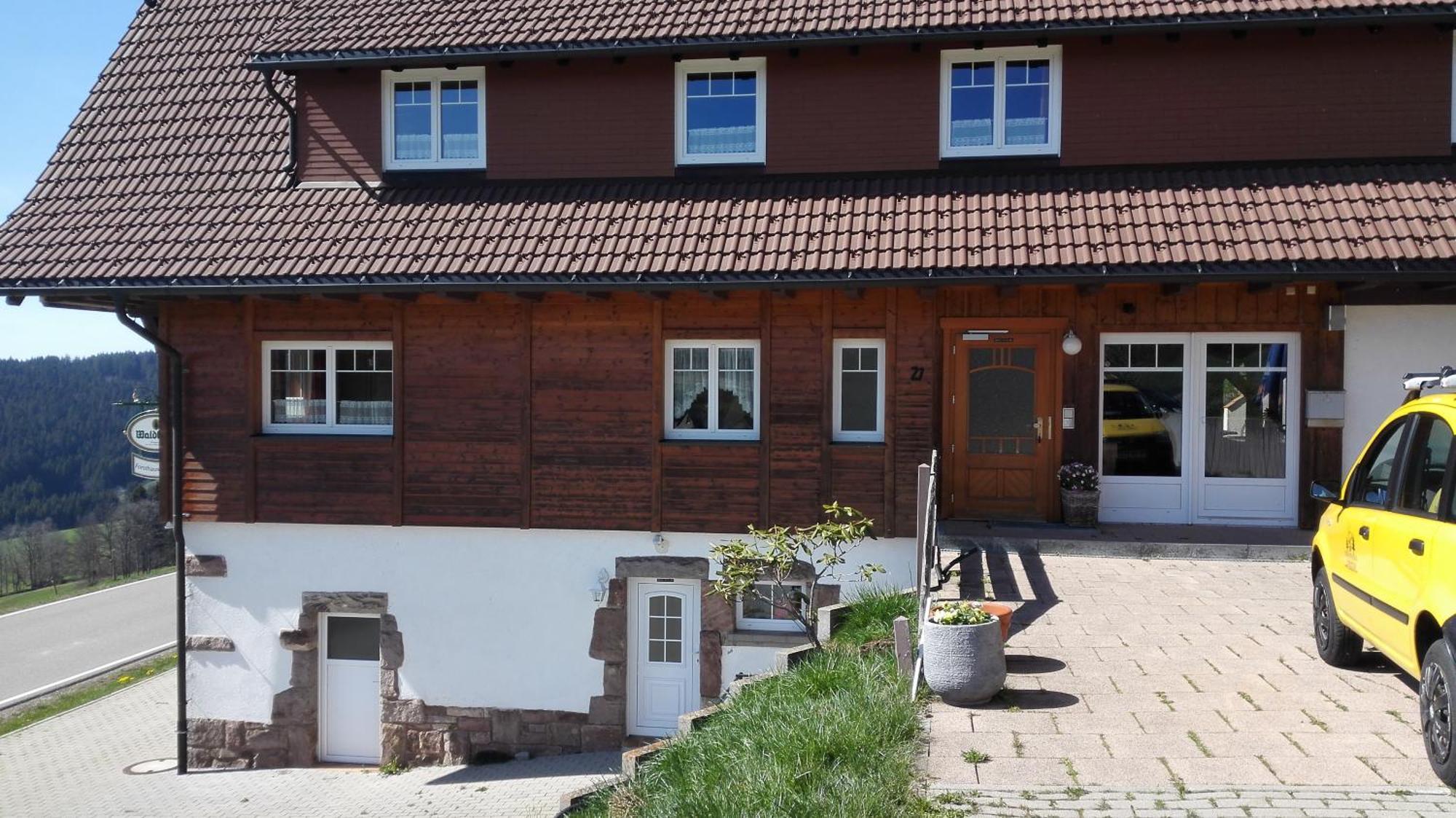Pension Forsthaus Taele - Das Gaestehaus Vom Schwarzwaldgasthaus Salenhof Titisee-Neustadt Eksteriør bilde
