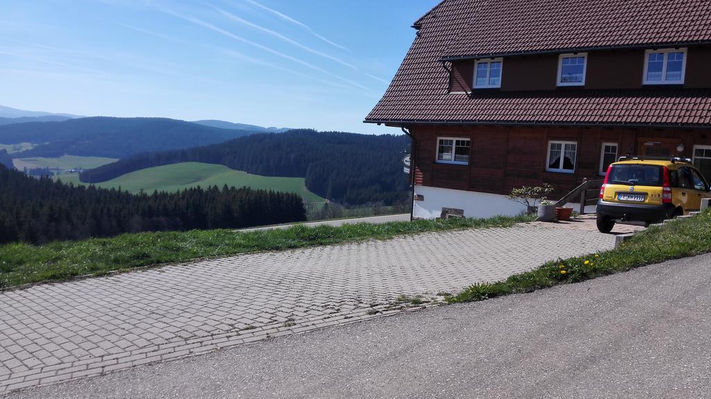 Pension Forsthaus Taele - Das Gaestehaus Vom Schwarzwaldgasthaus Salenhof Titisee-Neustadt Eksteriør bilde